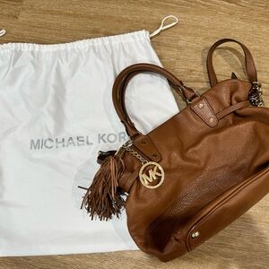 Michael Kors crossbody tote camel